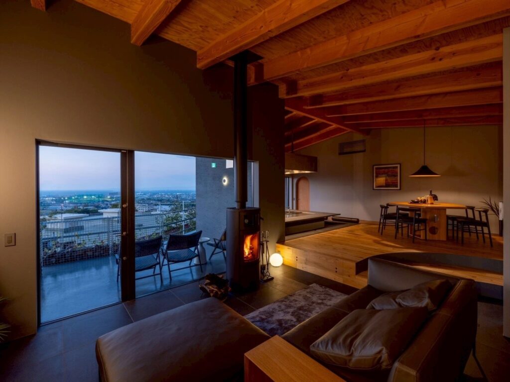 大阪・阪南に一棟貸しヴィラ「private villa ten -KUMANO-」11月1日開業、110度サウナとチラー水風呂を併設