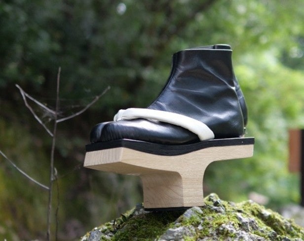 下駄×革靴の「Gaitta」、英国LONDON DESIGN AWARDS銀賞と米国IDA銅賞を同時受賞
