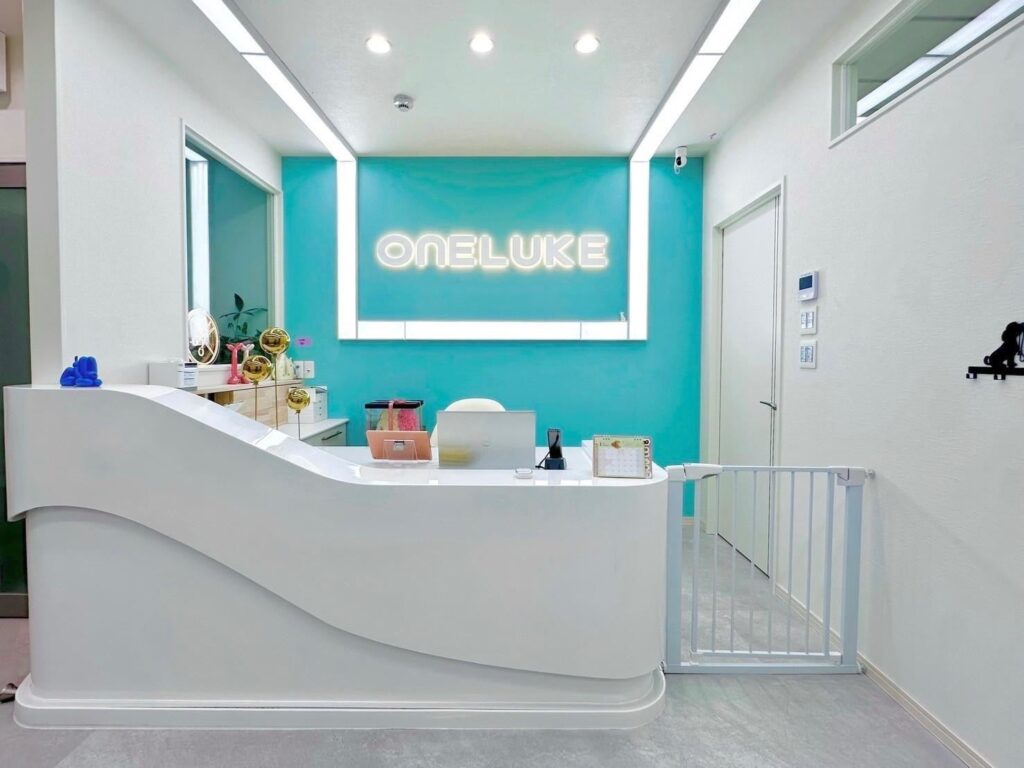 ONE LUKE、関東の新店3軒でトリマー正社員20名募集 月給25万〜50万円