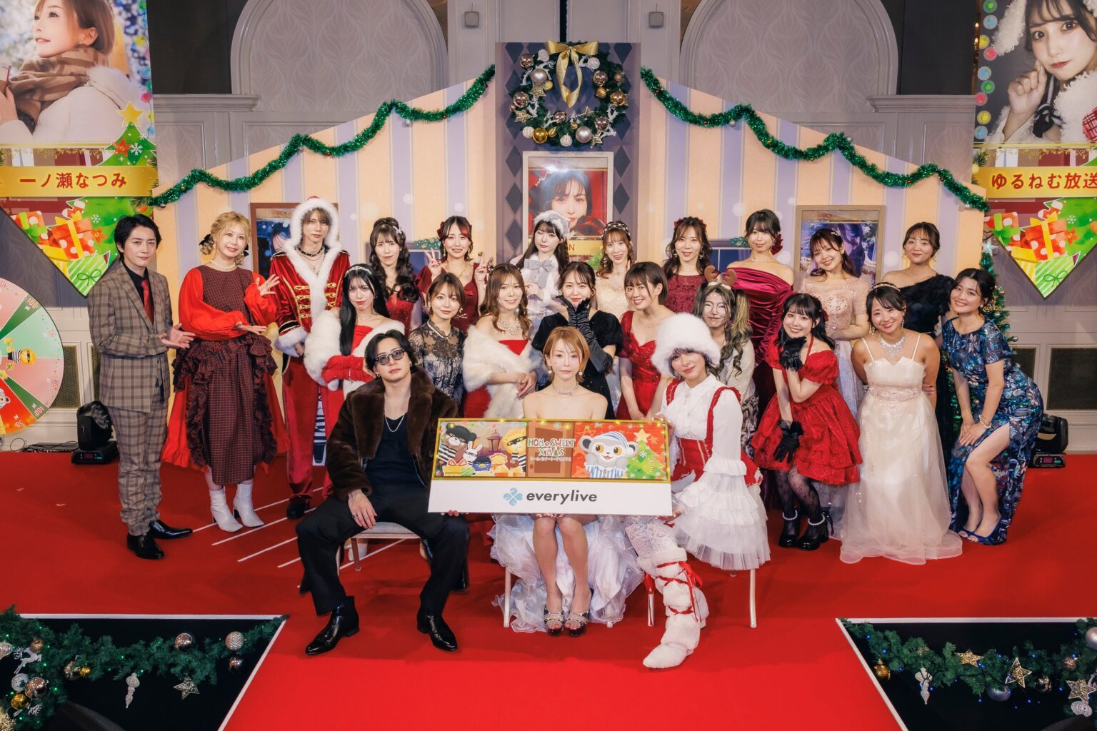 everylive、クリスマスオフラインイベント開催 選抜ライバー25人がランウェイ出演