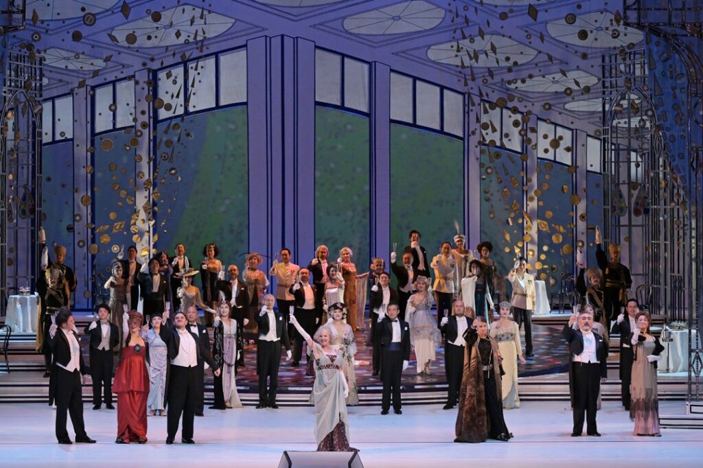 新国立劇場、オペレッタ『こうもり』を2026年1月に5公演 S席2万9700円