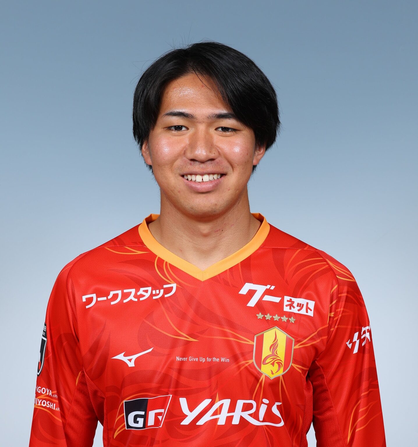 名古屋グランパス、特別ユニフォームを名古屋港水族館で12月20日に初公開 選手トークショーも