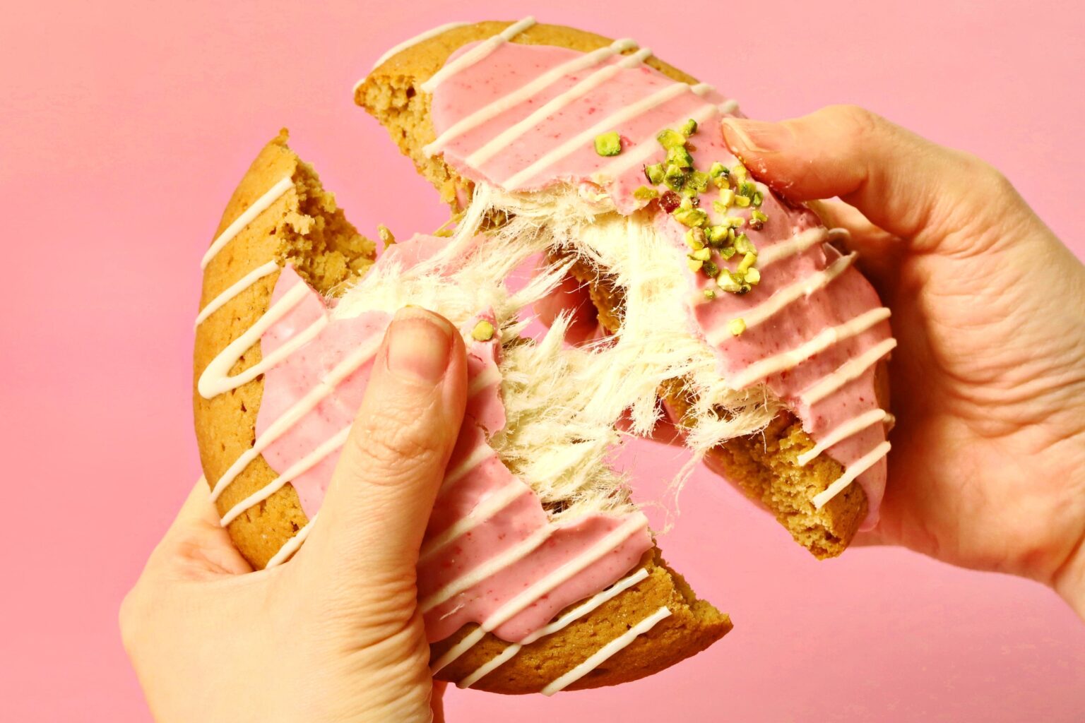 トルコ綿菓子×ドバイチョコ、新トレンド菓子「エンジェルヘアーチョコクッキー」全国展開へ