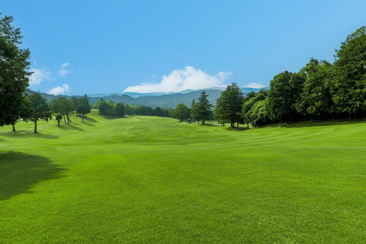 加茂カントリークラブ、クラブハウス全面改装でリニューアルオープン 女性施設を拡充
