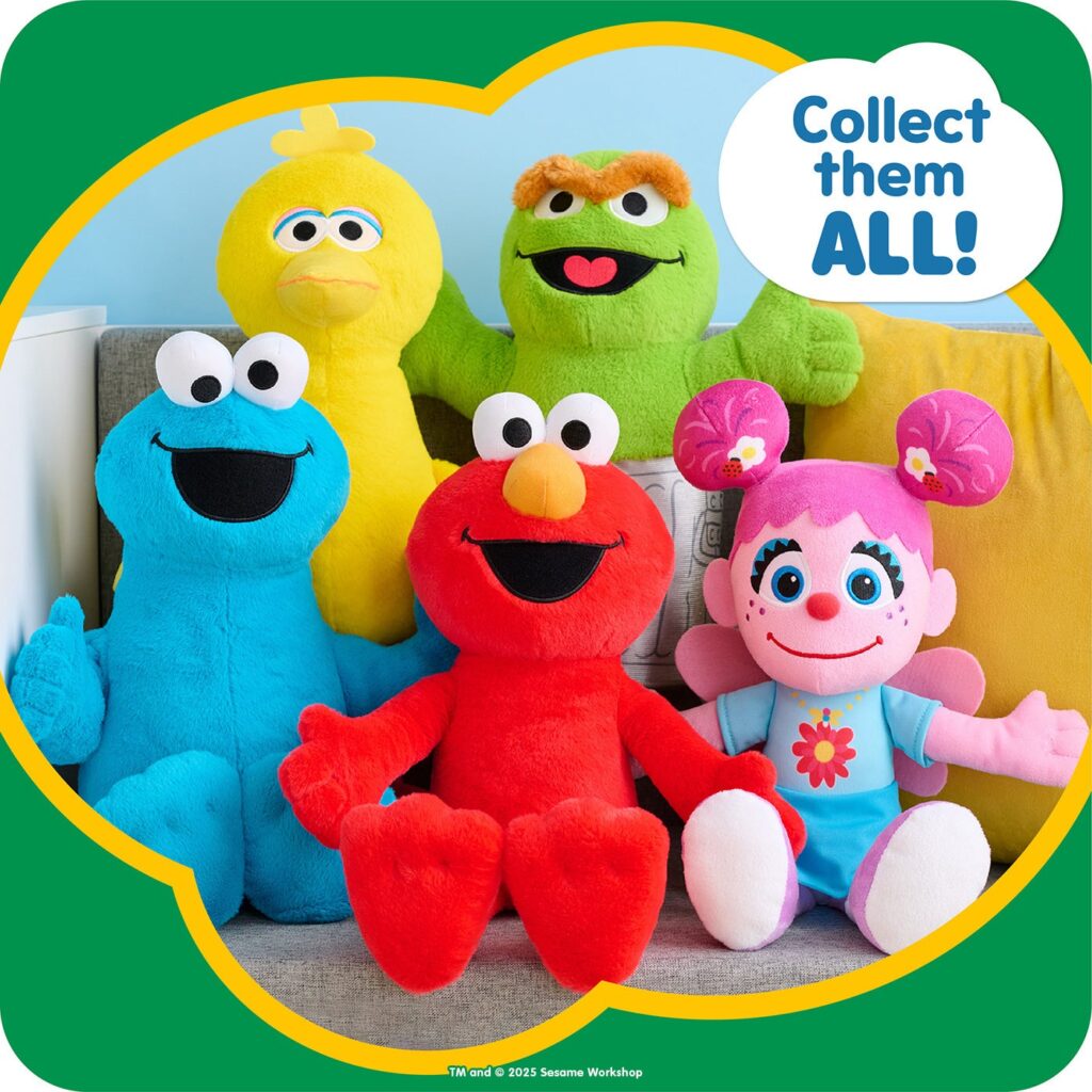 セサミストリートの新ぬいぐるみ国内展開 音と動きのエルモ・クッキーモンスターは各6,800円