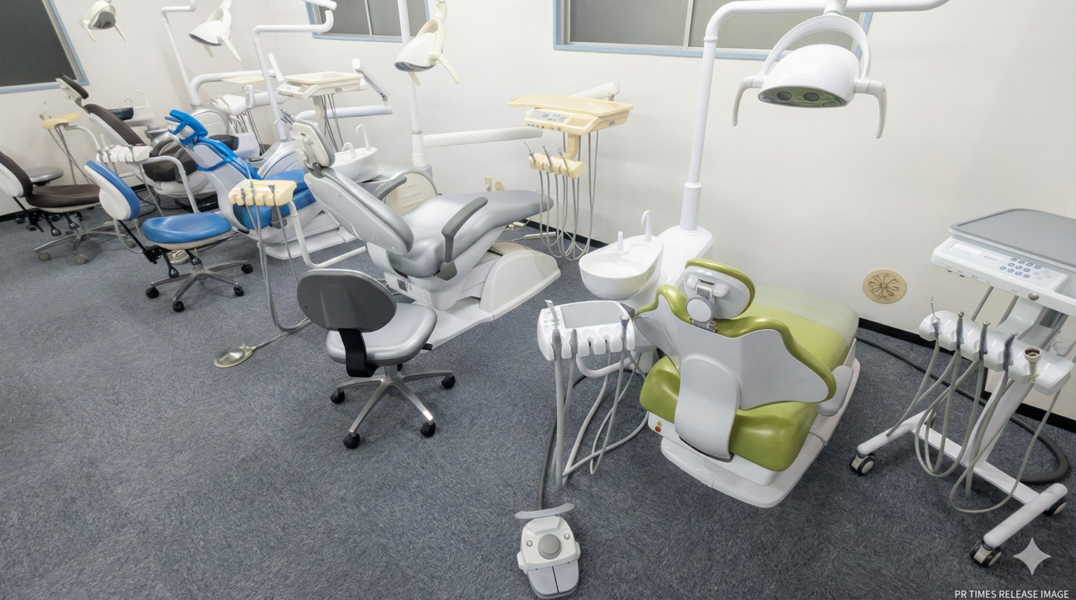 歯科ユニット4台を実寸配置、エスディーメディカルが東京ショールームを本郷へ移転