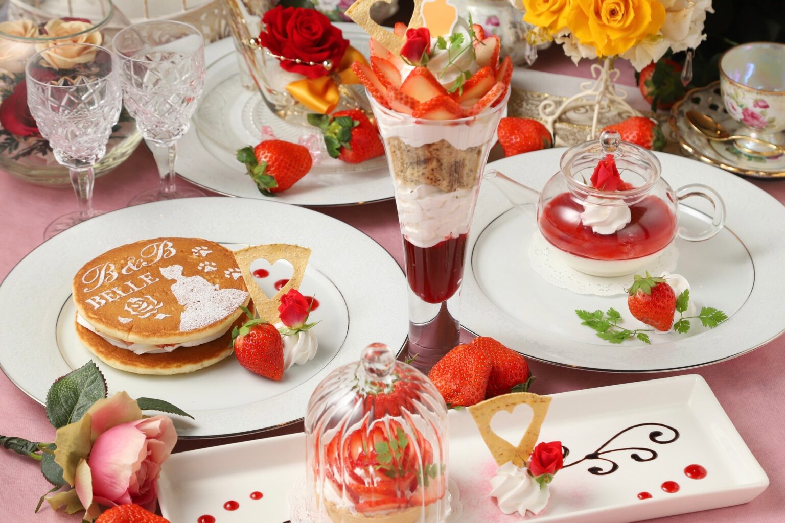 横浜「Beauty & the Beast」で苺フェア2026、1月5日~3月31日に限定スイーツ7種