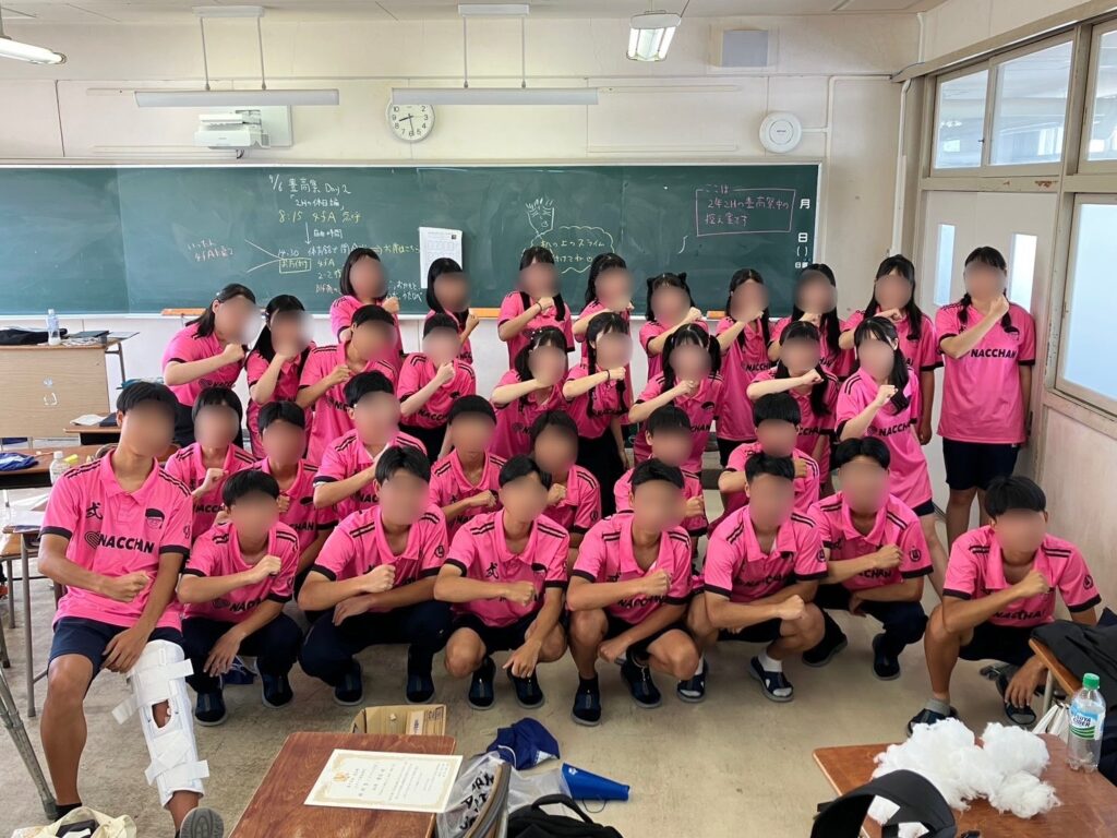 クラTスタジオ、年末の送料無料キャンペーンを実施 豊岡高2年2組のクラスTも制作