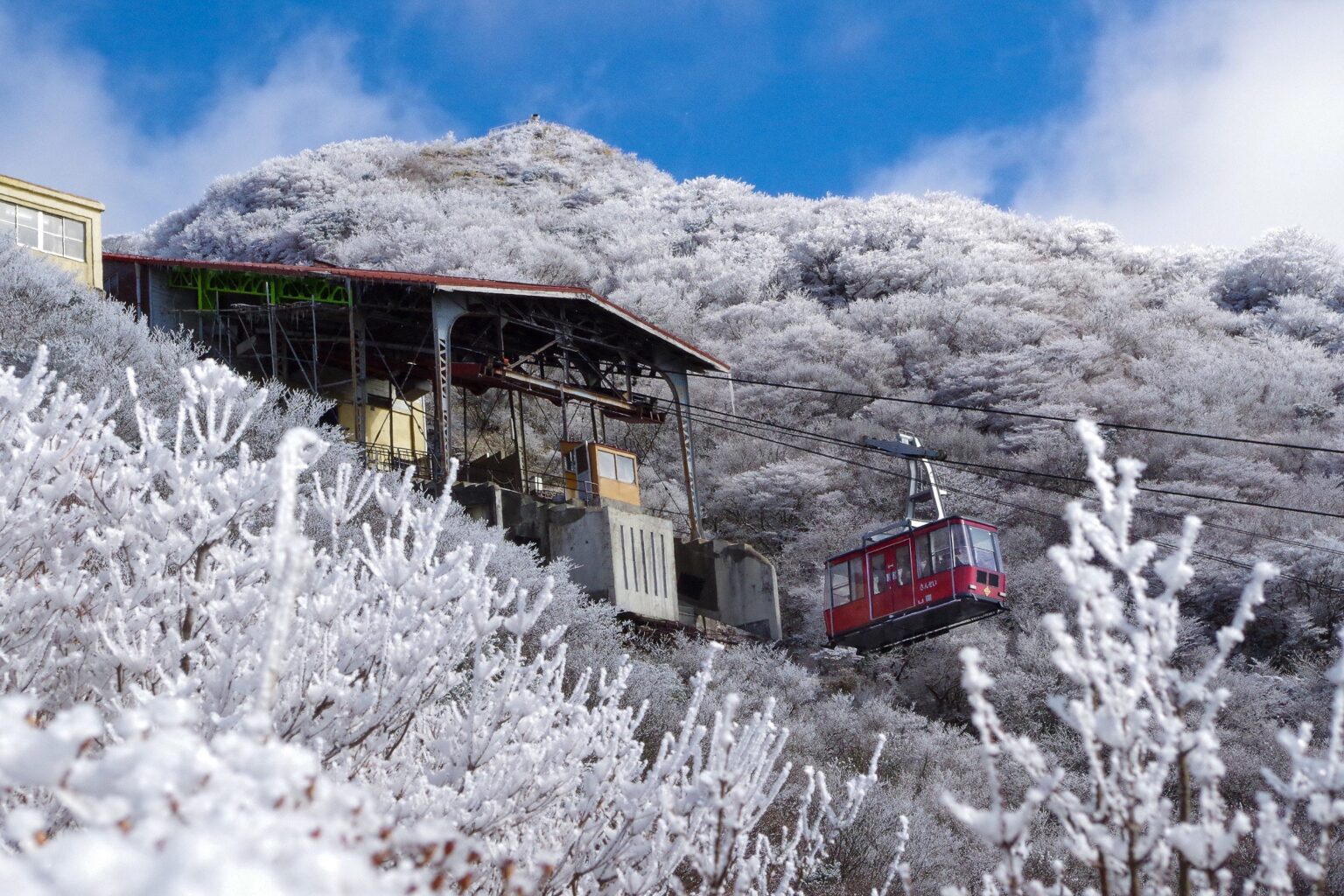 雲仙温泉「旅亭 半水盧」、2月イルミ「雲仙灯りの花ぼうろ」と冬会席で滞在提案
