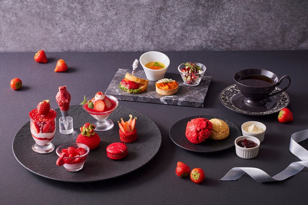 スイスホテル南海大阪、いちご7種の「クリムゾン」アフタヌーンティーを年末年始に提供