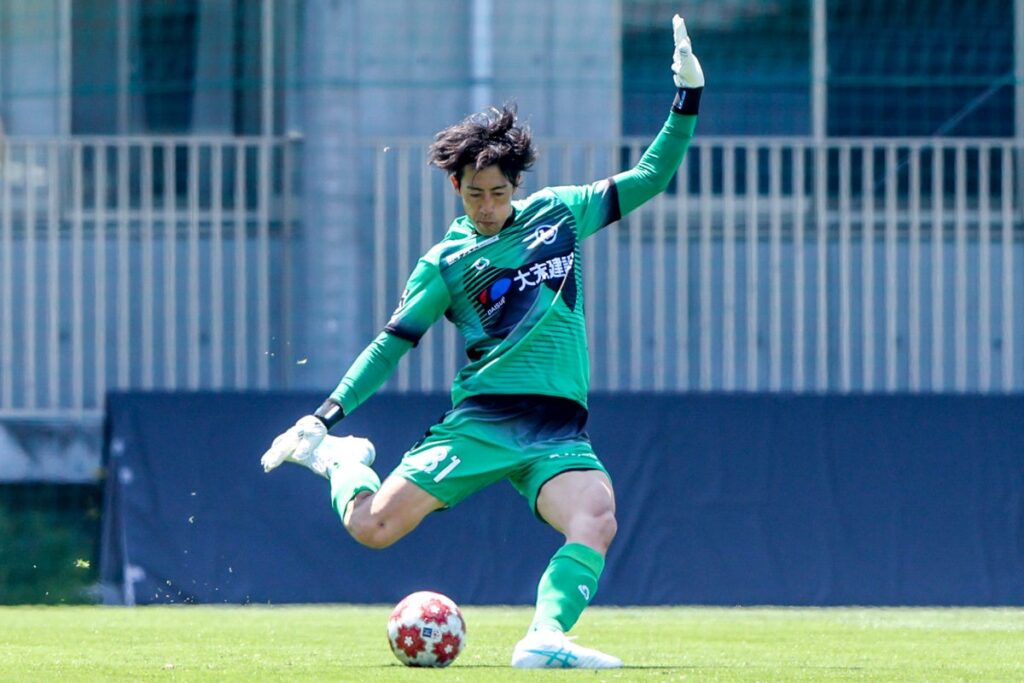 FC大阪、GK菅原大道と契約更新 入籍も公表