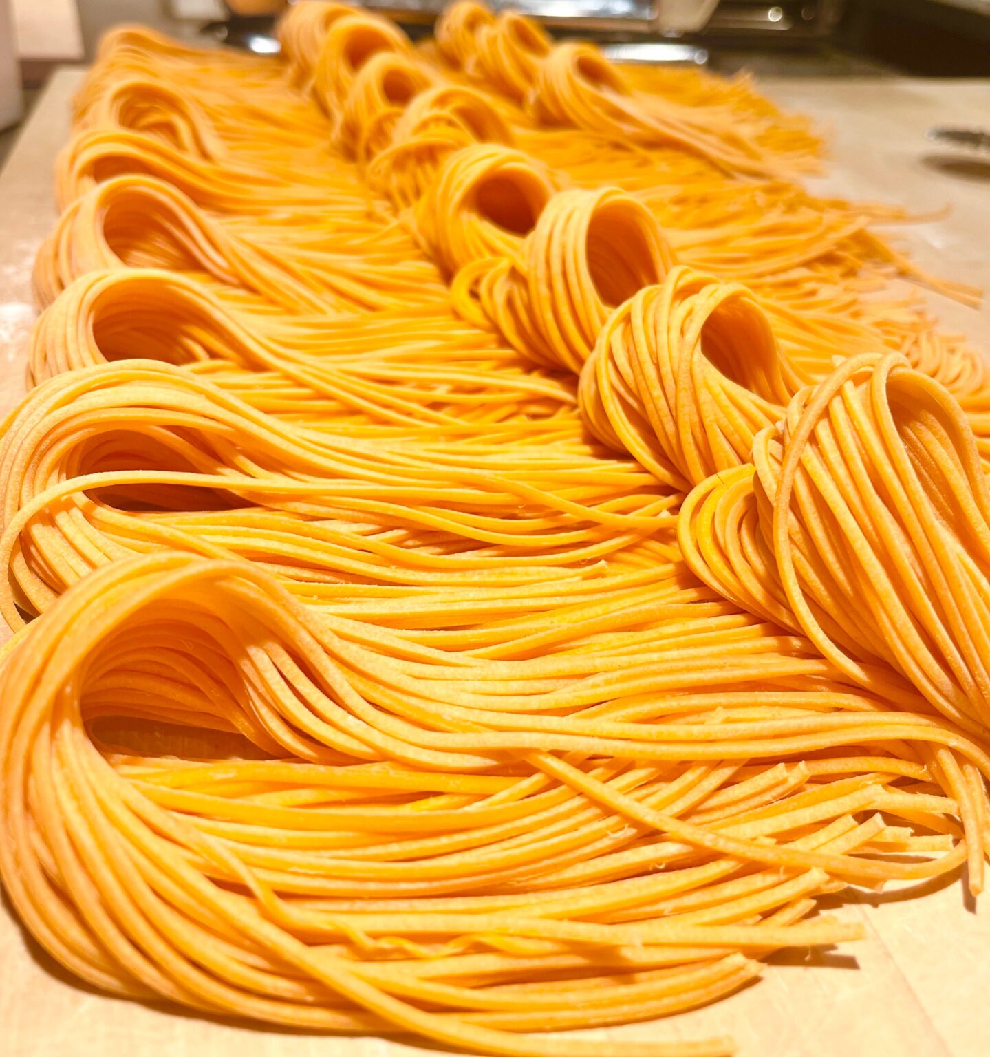 劇場型パスタ専門店「fileja」、和菓子・ワイン・金継ぎと異業種コラボの限定イベント3本