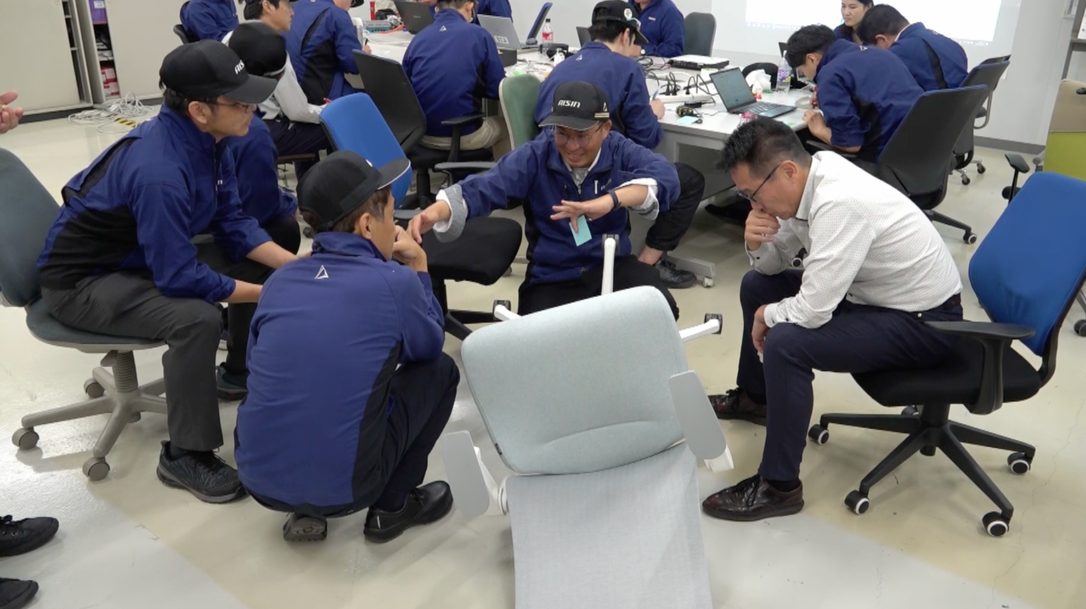 アイシン社員が「魔改造の夜」出演、オフィスチェアで20m“ビーチフラッグス”対戦へ