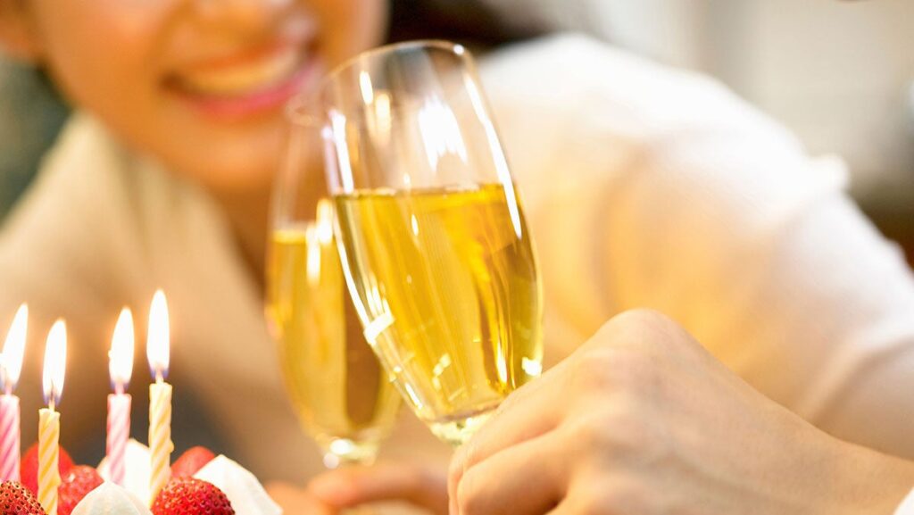 函館・湯の川温泉「湯元啄木亭」、1/6〜2/14のバレンタイン宿泊プラン 貸切風呂50分と飲み放題60分が無料