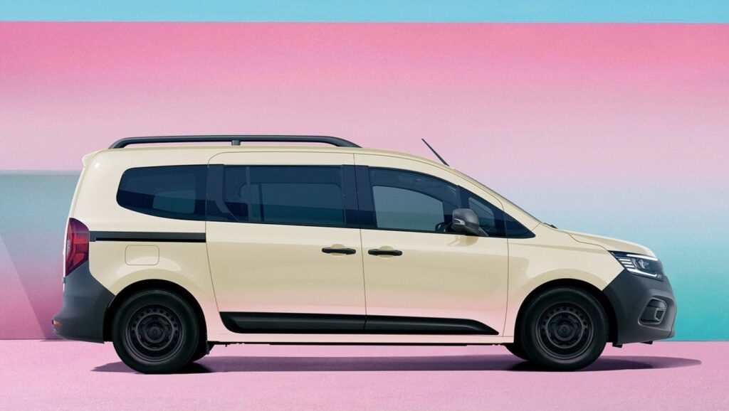 ルノー、特別仕様車「グランカングー クルール」2月5日発売 7独立シートと専用色「ベージュ サハラ」