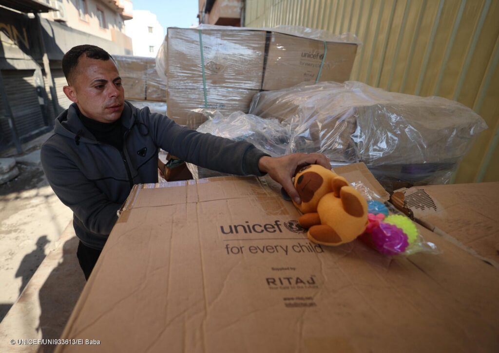 ガザ地区へレクリエーションキット5,168セット、ユニセフが2年ぶり搬入
