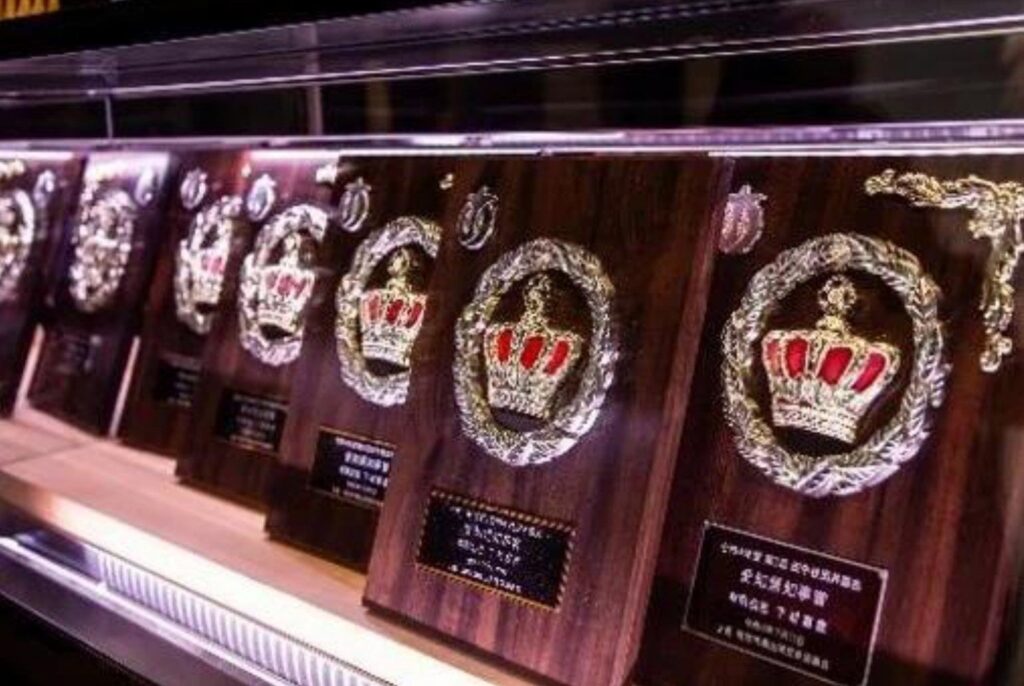 下村牛が枝肉共励会で愛知県知事賞、13回連続受賞 新牛舎で暑熱対策と省力化も