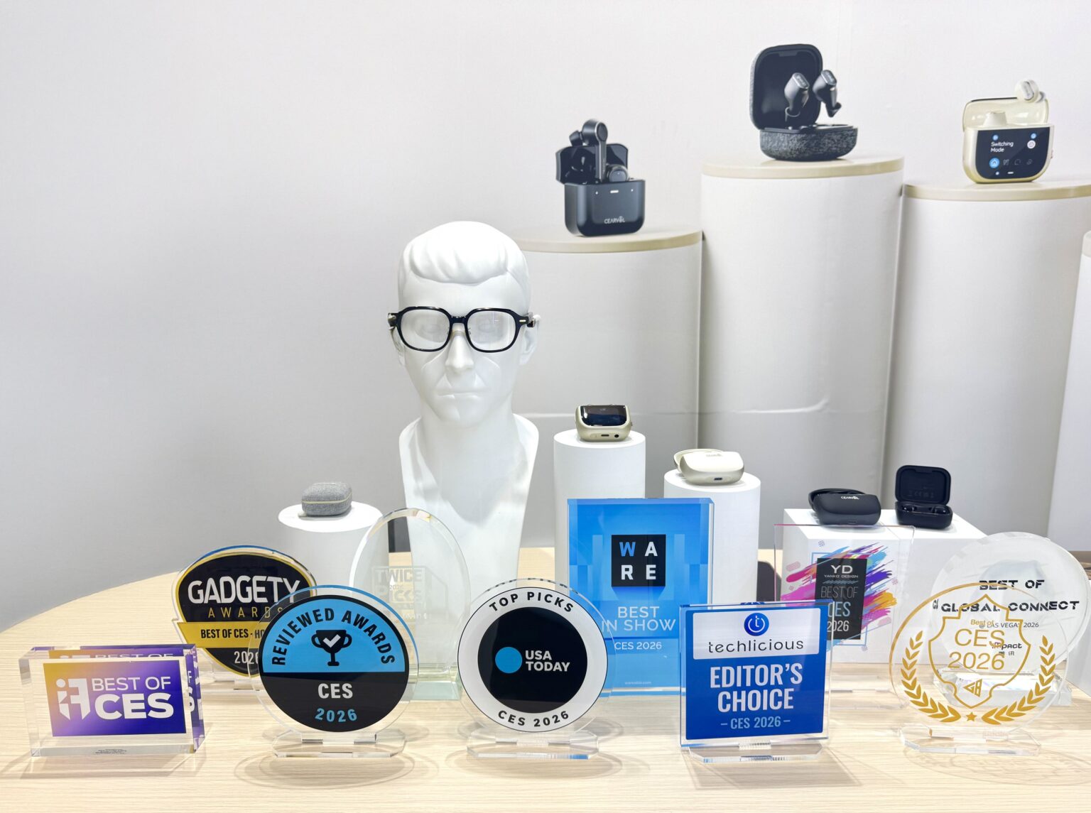 Cearvol、CES 2026でAI搭載ヒアリング機器を披露 Waveは2026年初頭、LibertéはQ2発売予定