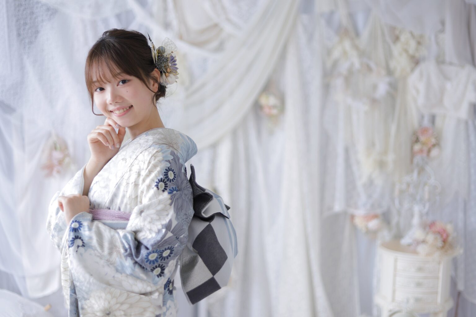 奈良・京都のフォトスタジオワタナベ、2027~2029年成人向け振袖展示会を2026年1月開催