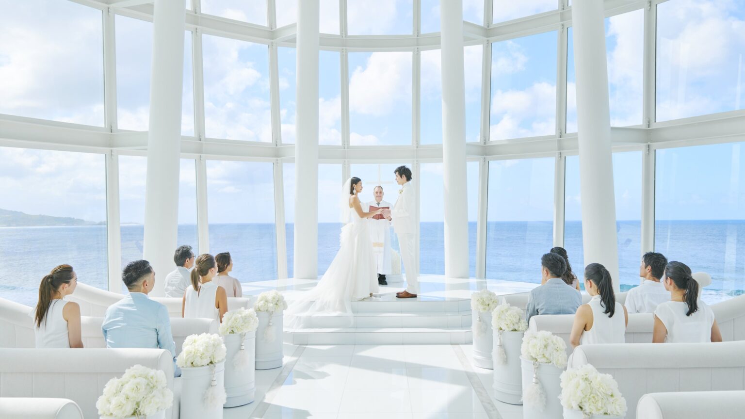 アールイズ、グアム「ホワイトアロウチャペル」刷新で予約受付を2026年1月3日開始 ハワイ新施設も同日開業