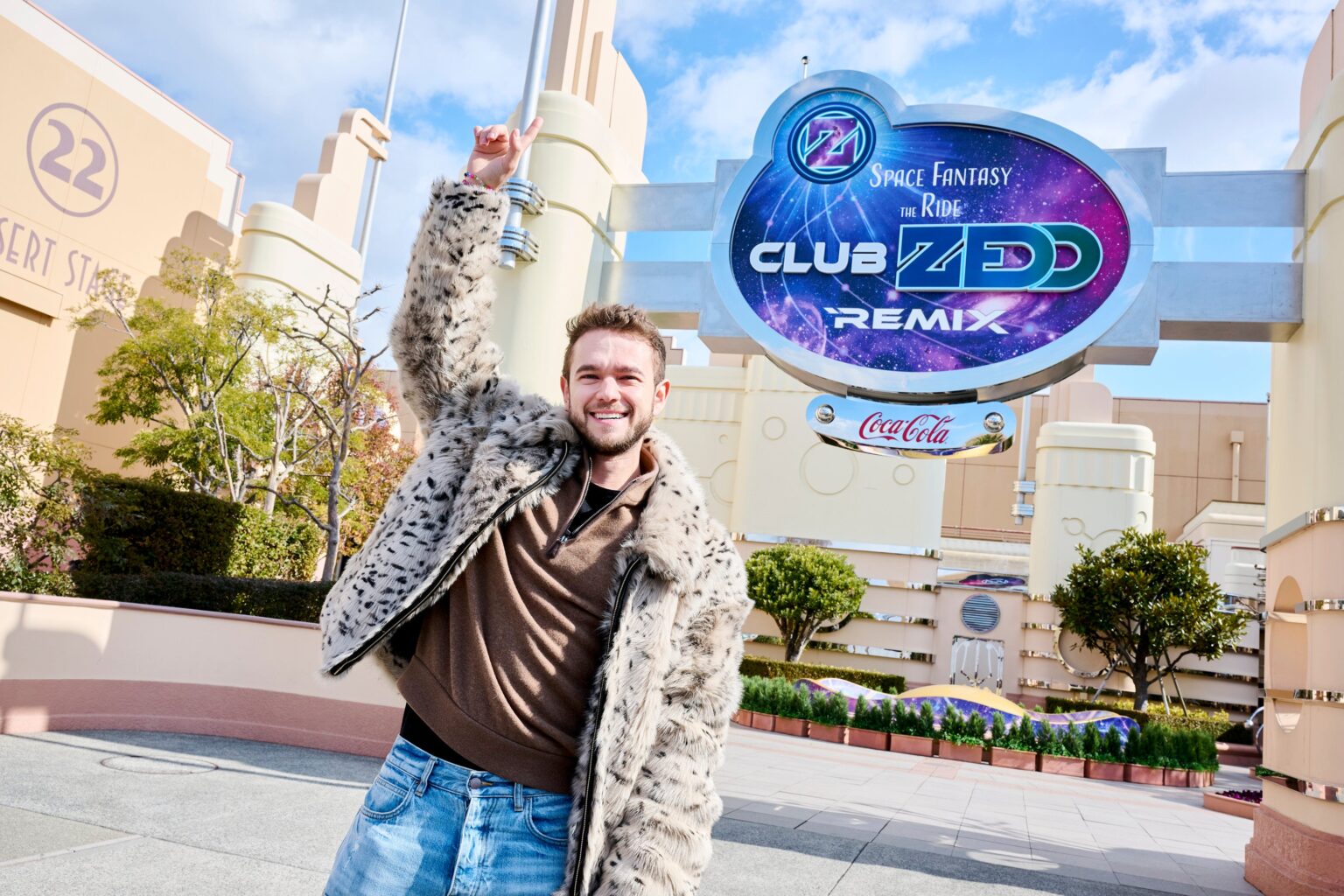 USJ「スペース・ファンタジー・ザ・ライド」がZeddと初コラボ、1月30日から期間限定で“音楽完全シンクロ”版