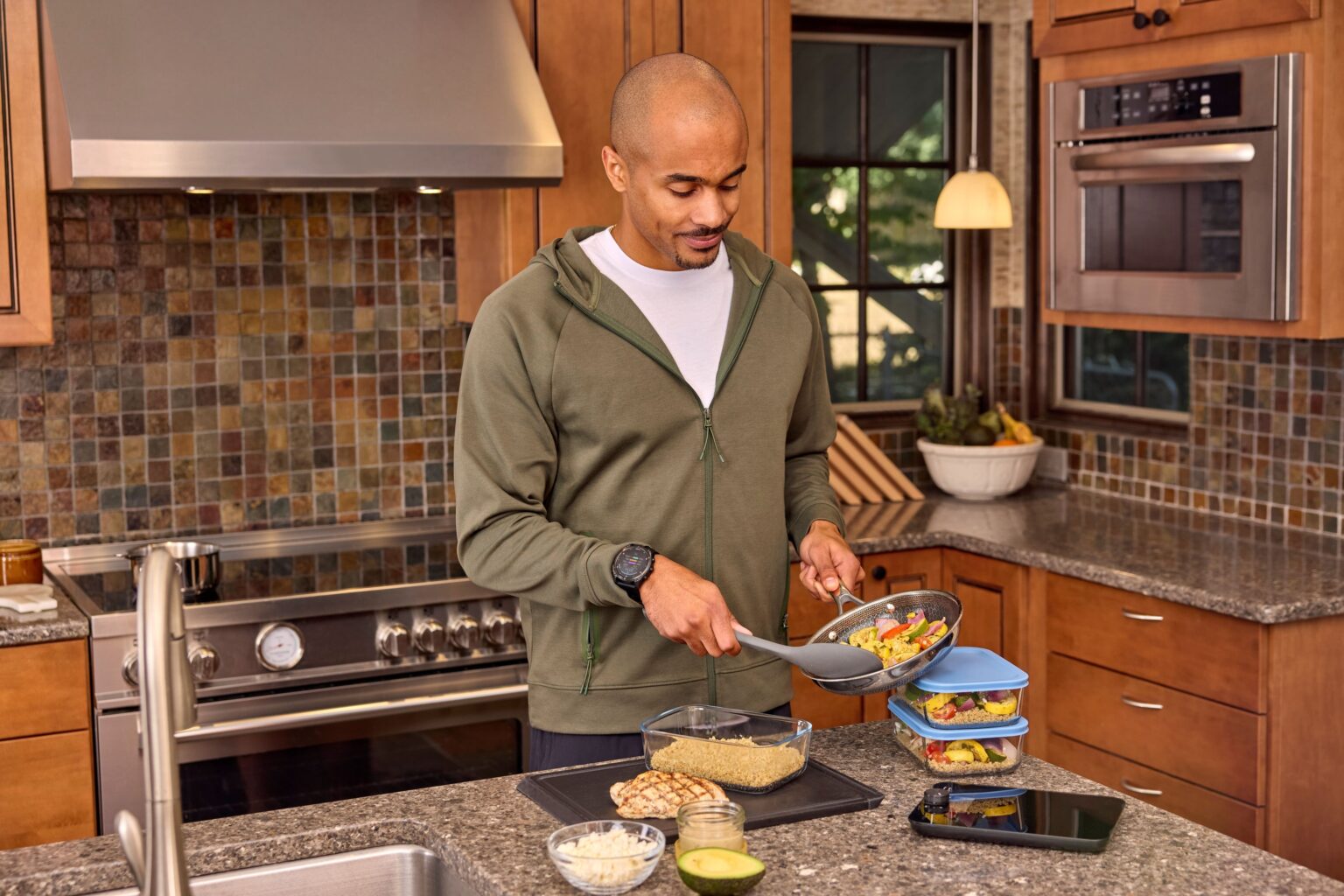 Garmin Connect+に栄養トラッキング追加 摂取カロリーとPFCを運動・睡眠データと統合