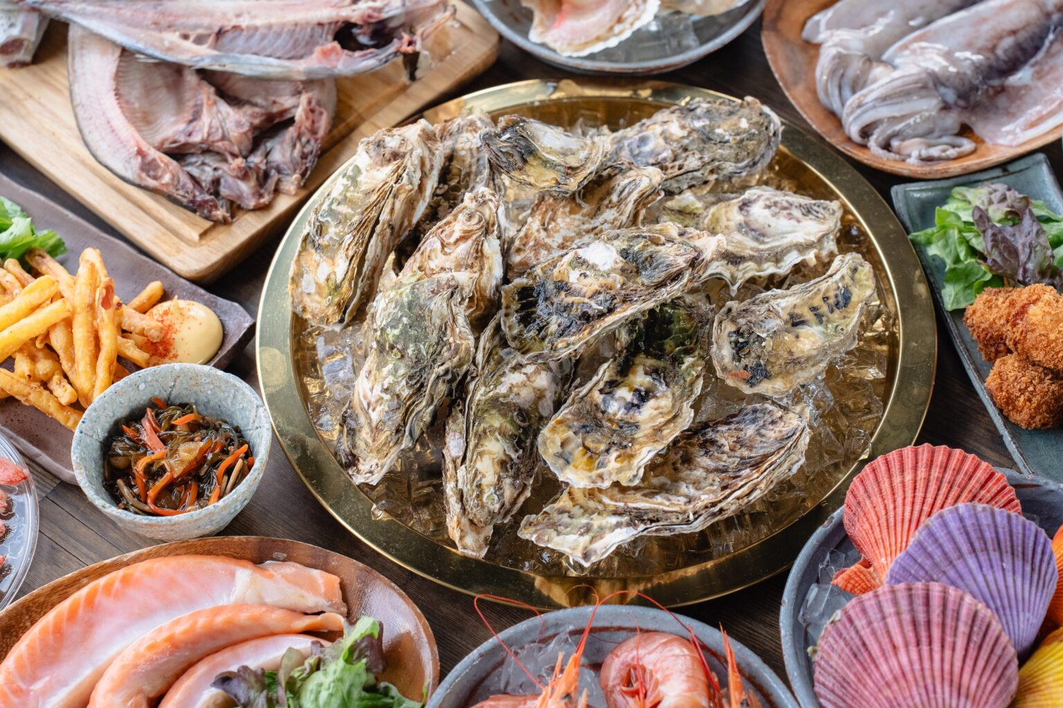 イオンタウン湖南で「旅する海鮮カキ小屋」1月31日開幕、24日間限定で炭火牡蠣を提供