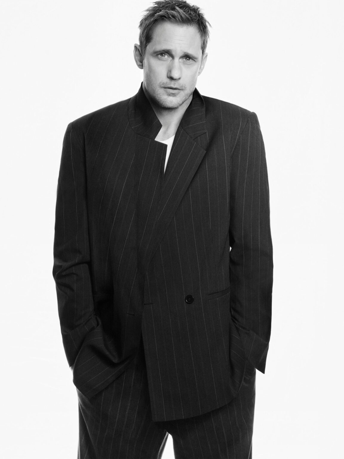 COS、2026年春夏キャンペーン公開 3月25日にソウルでショーをライブ配信