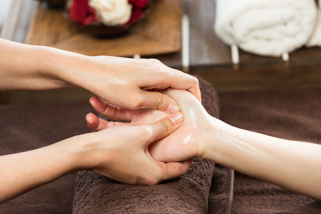 板橋のサロン「charme」、30分3850円からのハンドケア新設