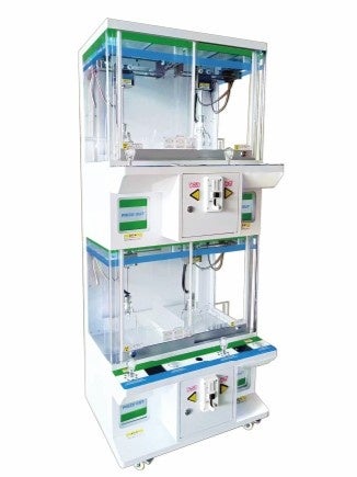 ファミマクレーンゲームの遠隔運営にMEEQ SIM採用、稼働・在庫データをリアルタイム送信