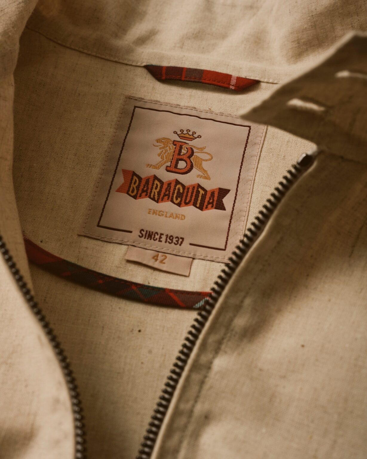 relume、英国BARACUTAの名作G4を初別注 2WAYシルエットの綿麻ジャケット発売へ