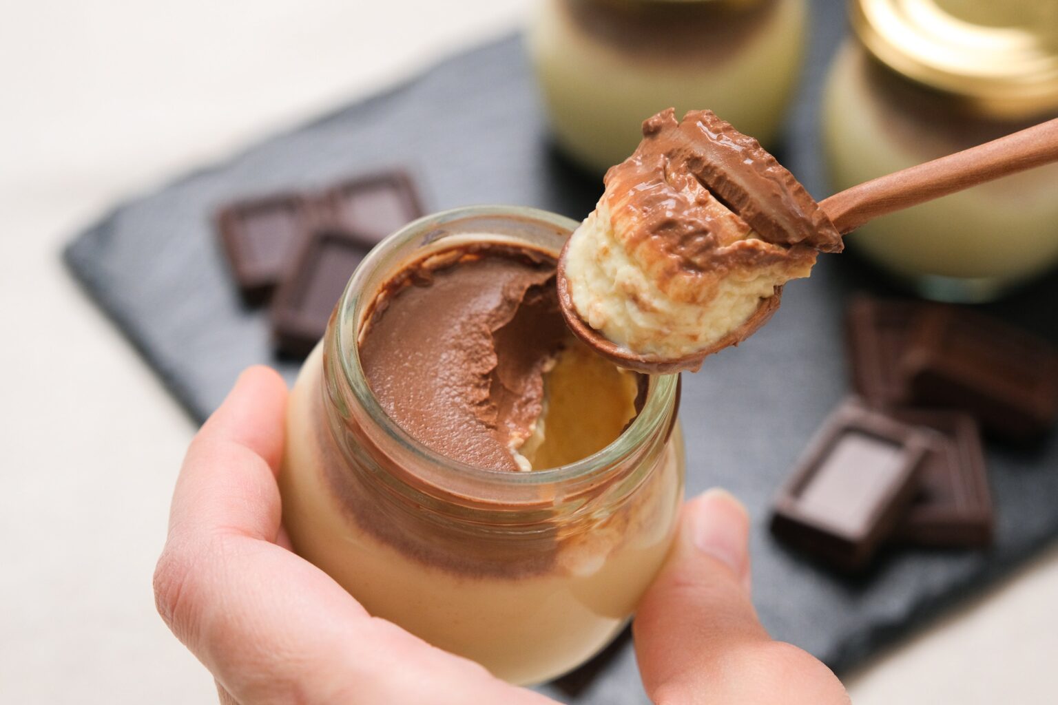 スナックミー、カカオソース香る冷蔵プリンを期間限定販売 3,980円で3月8日まで