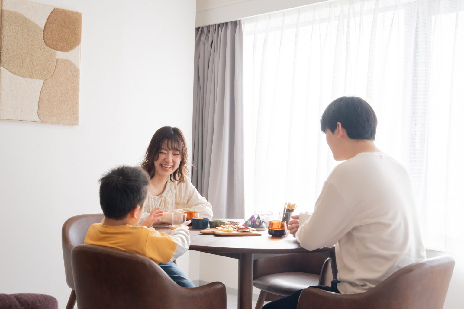 函館・本町に「くらしホテル Hakodate」開業、全3室と併設バーで“地元の暮らし”に触れる滞在提案