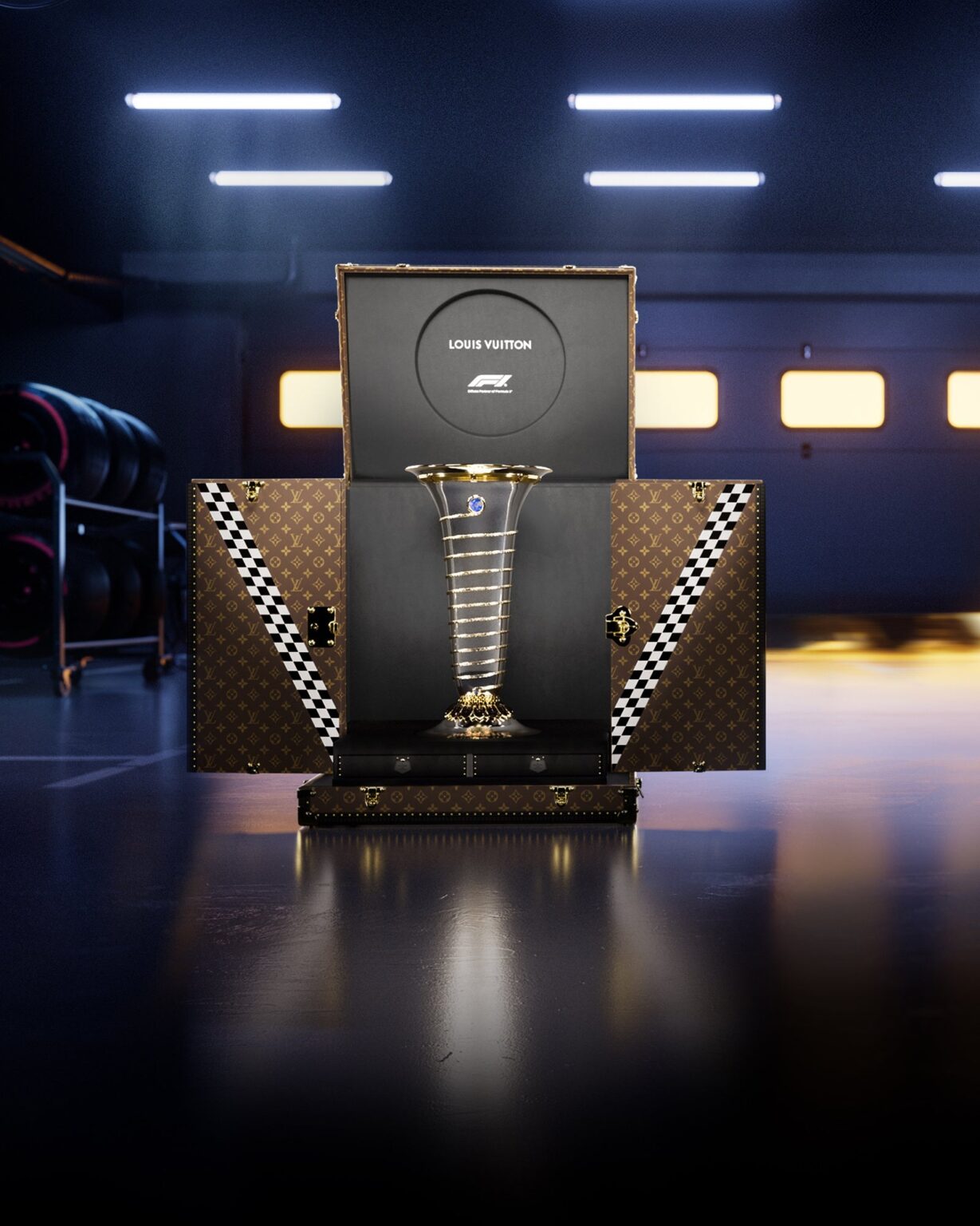ルイ・ヴィトン、F1と提携2年目へ 2026年は全24戦でトロフィー・トランク展開、モナコGPは冠も