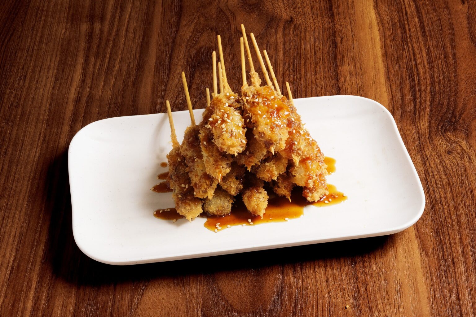 美濃路の串揚げ新商品「とまホル」累計3万本 1本49円で発売1カ月