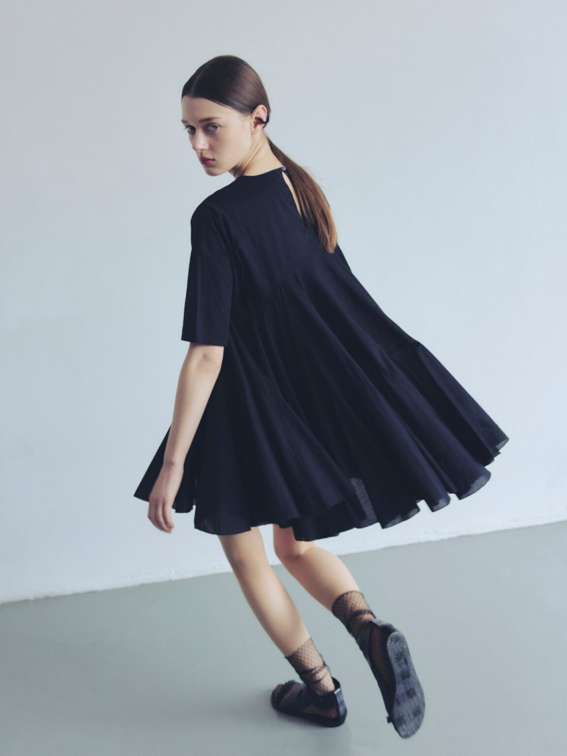 AAYUSHI、インド生産背景と直結した服づくりで百貨店・セレクトのPOP UP展開を拡大