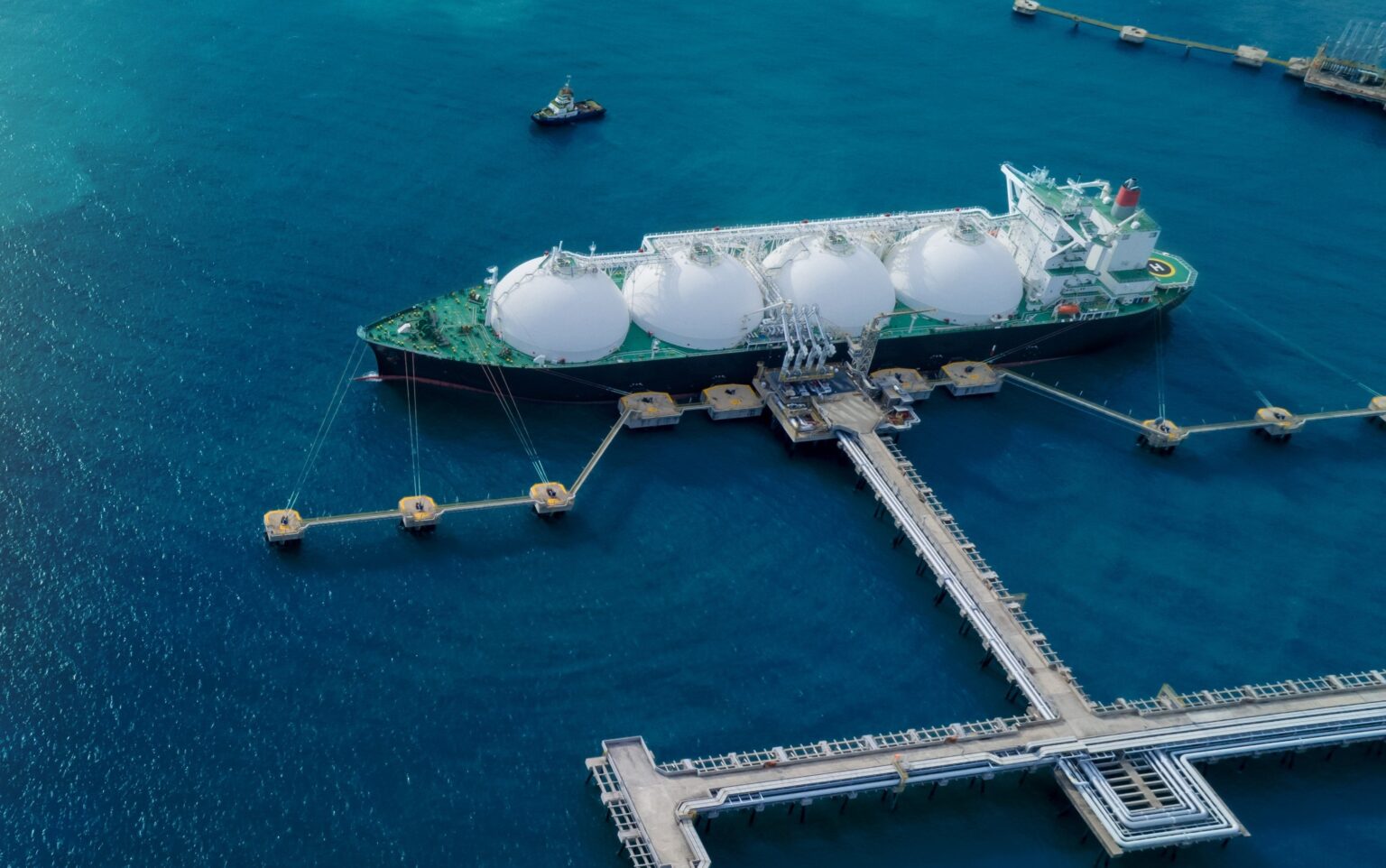 出光興産、LNG本格参入へMidOcean Energyに5億米ドル出資決定