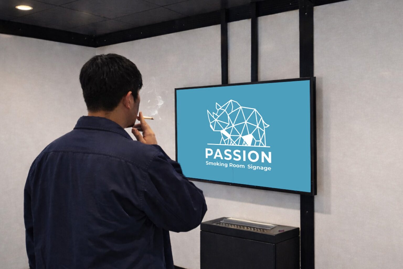 パック・エックス、パチンコ店喫煙所サイネージ「PASSION」開始 120店舗で月50.5万回放映想定