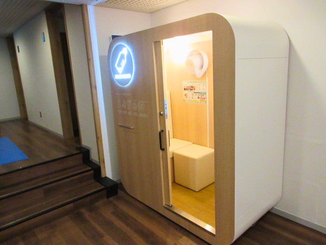 大洗ホテルに完全個室ベビーケアルーム「mamaro」設置、5月12日から運用開始