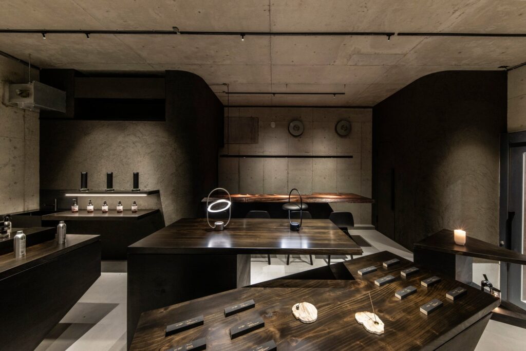 渋谷・上原のLei旗艦店に「Lei Gallery Tokyo」開設、室瀬祐の漆芸展を6月27日から開催