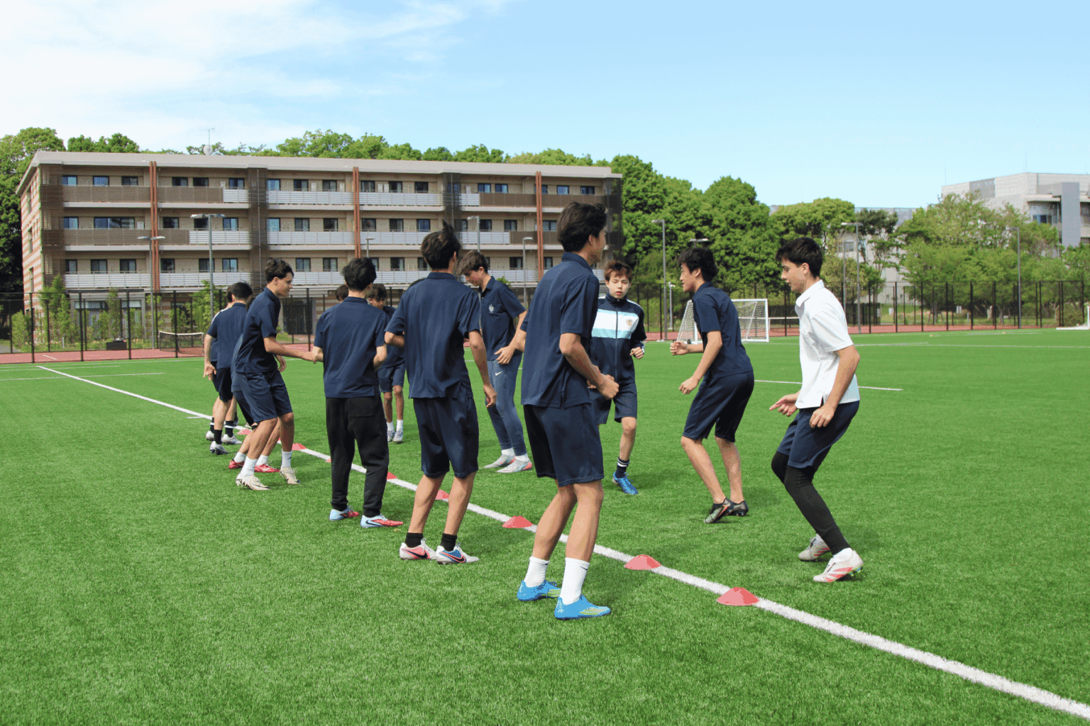 RSJがリヴァプール系アカデミーと協業、通年の強化サッカーを課外活動と入学体験に連動