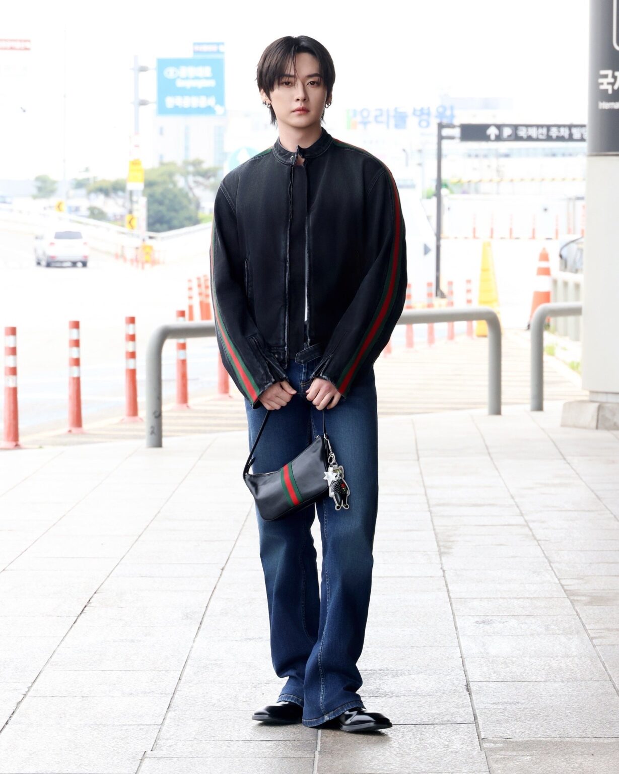 Stray Kidsリノ、東京撮影に向け金浦空港に登場 GUCCI「GENERATION GUCCI」着用