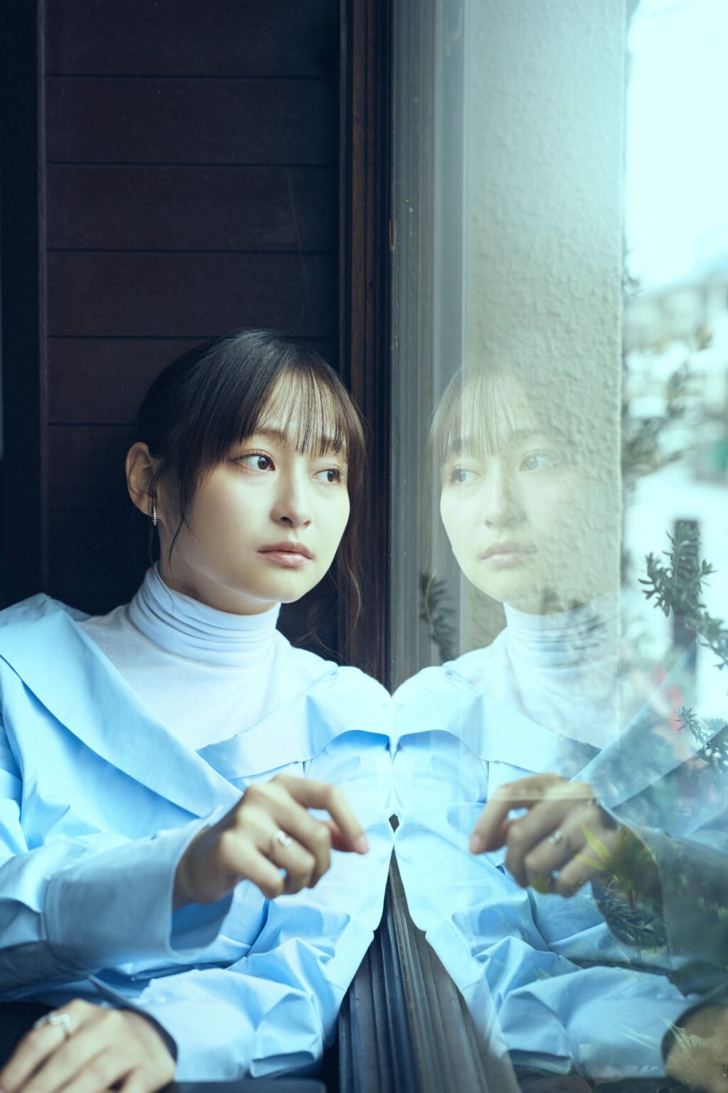 影山優佳、初のエッセイ集『影まで愛して』7月30日発売 5月10日から予約開始