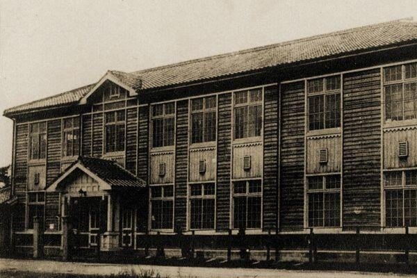 福岡大学の創立記念日「5月21日」の由来、1934年の入学披露式にある