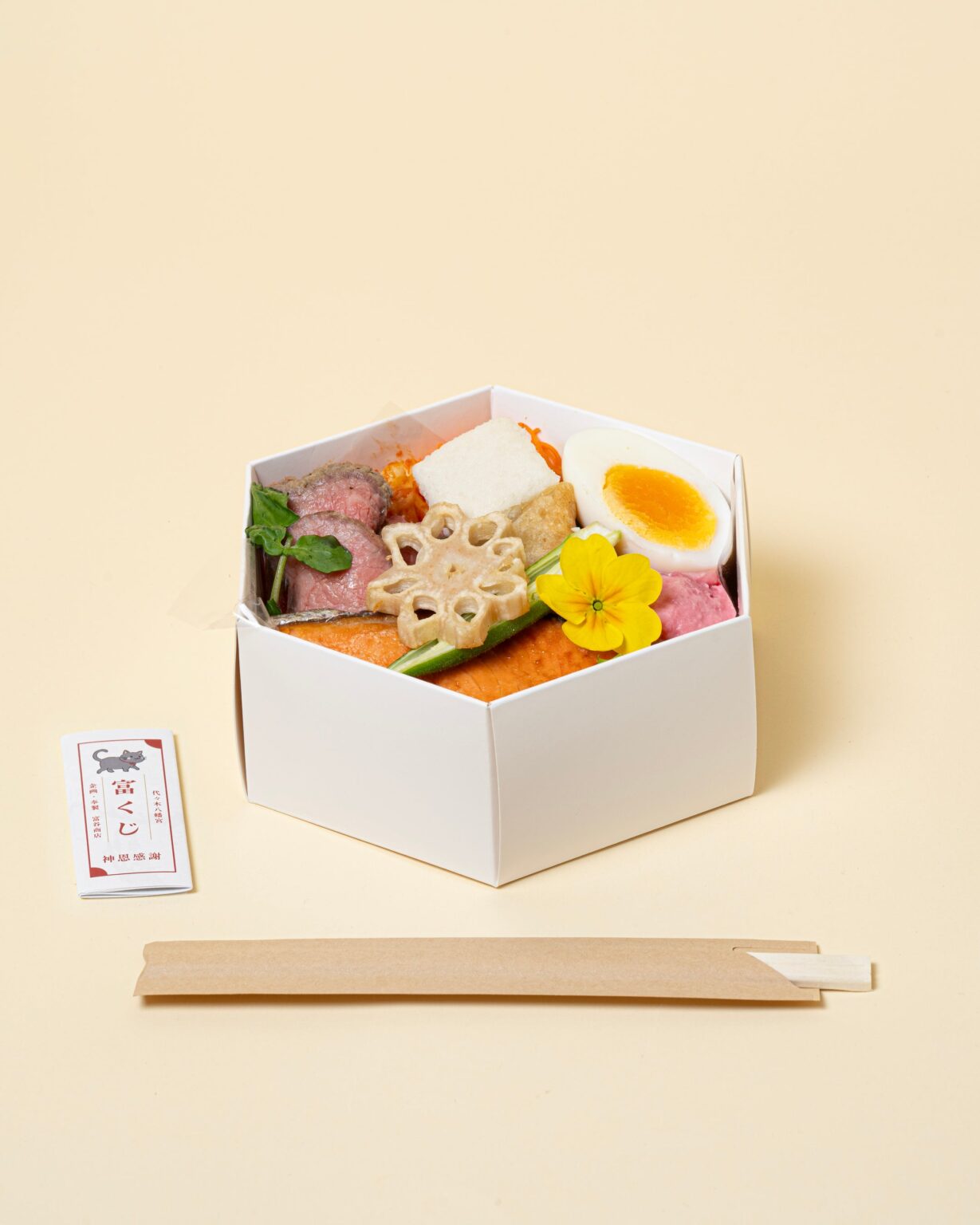 代々木八幡宮監修「おみくじ付き弁当」富谷商店が6月24日から予約販売、2,700円