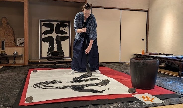 寺院や古民家で4時間の書道・坐禅体験、Treasure Japanが訪日客向けに2026年6月開始