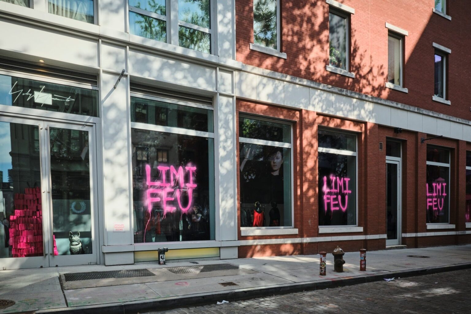 LIMI feu、NY・ウースター街で6日間ポップアップ Eri Wakiyama限定コラボも