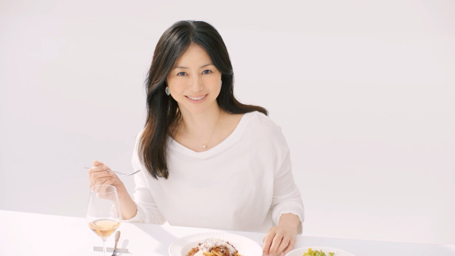 ファンケル、井川遥さん起用の「プレミアムカロリミット」新TVCMを6月16日から全国放映
