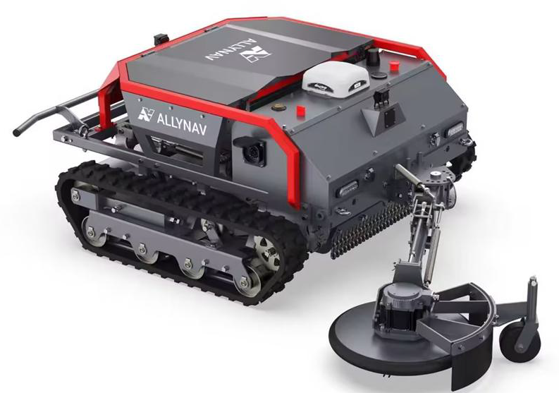 自動草刈ロボ「Taurus80E」第2世代、7月1日発売 安全運用へライセンス制度も整備