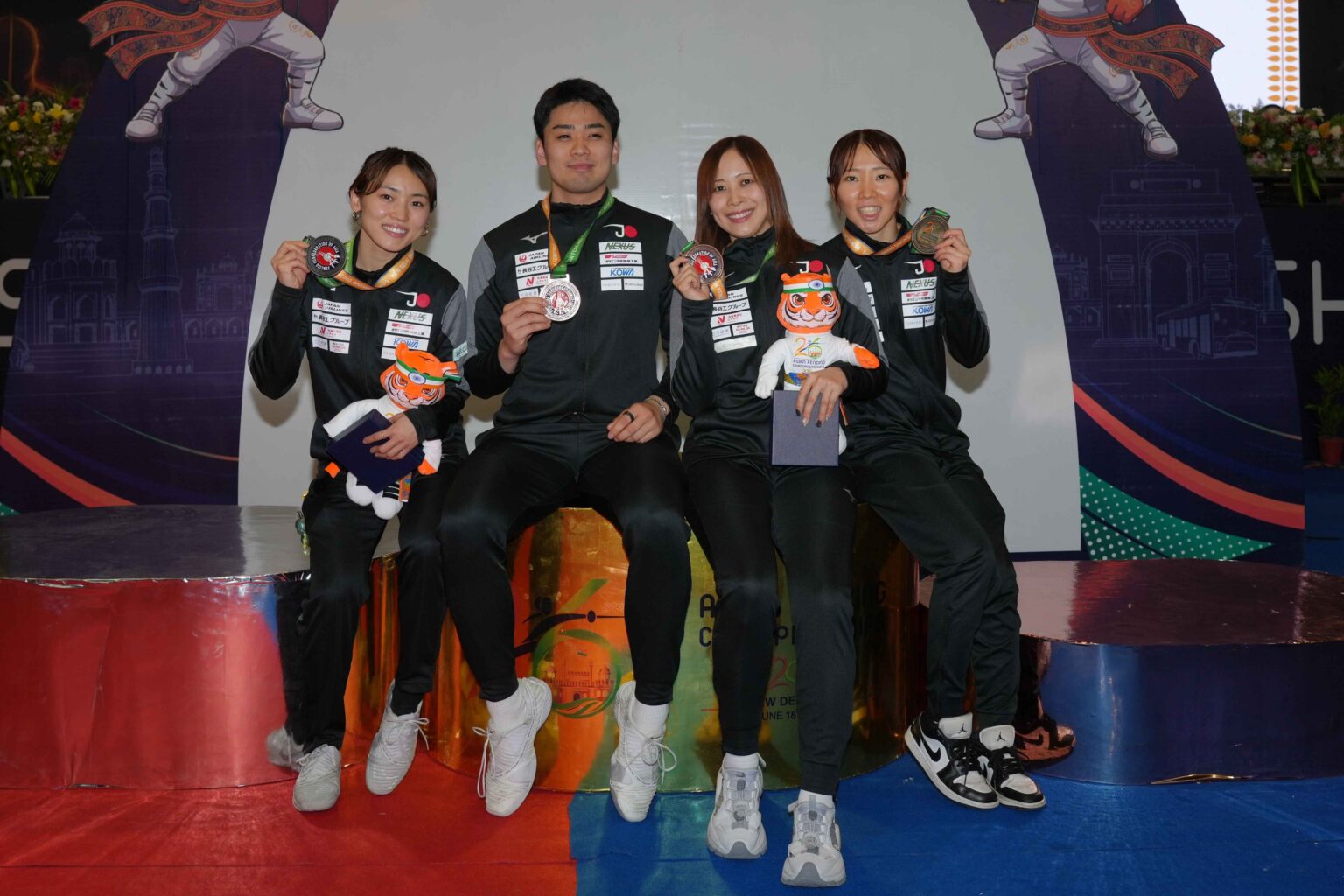 日本、アジア選手権デリー大会で女子フルーレ表彰台独占 上野が東を15-9で下し金